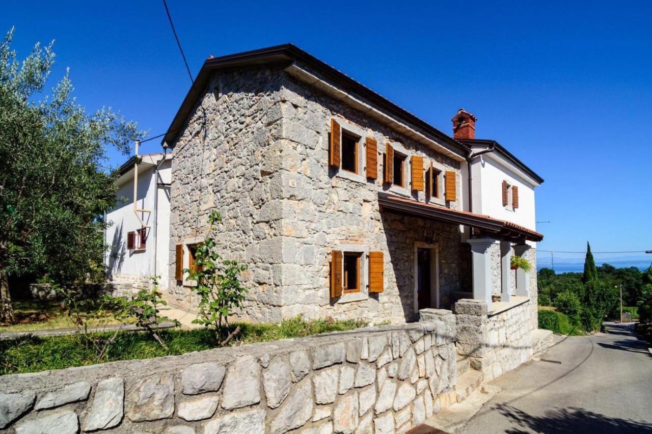Villa Fani With Jacuzzi Ичичи Экстерьер фото
