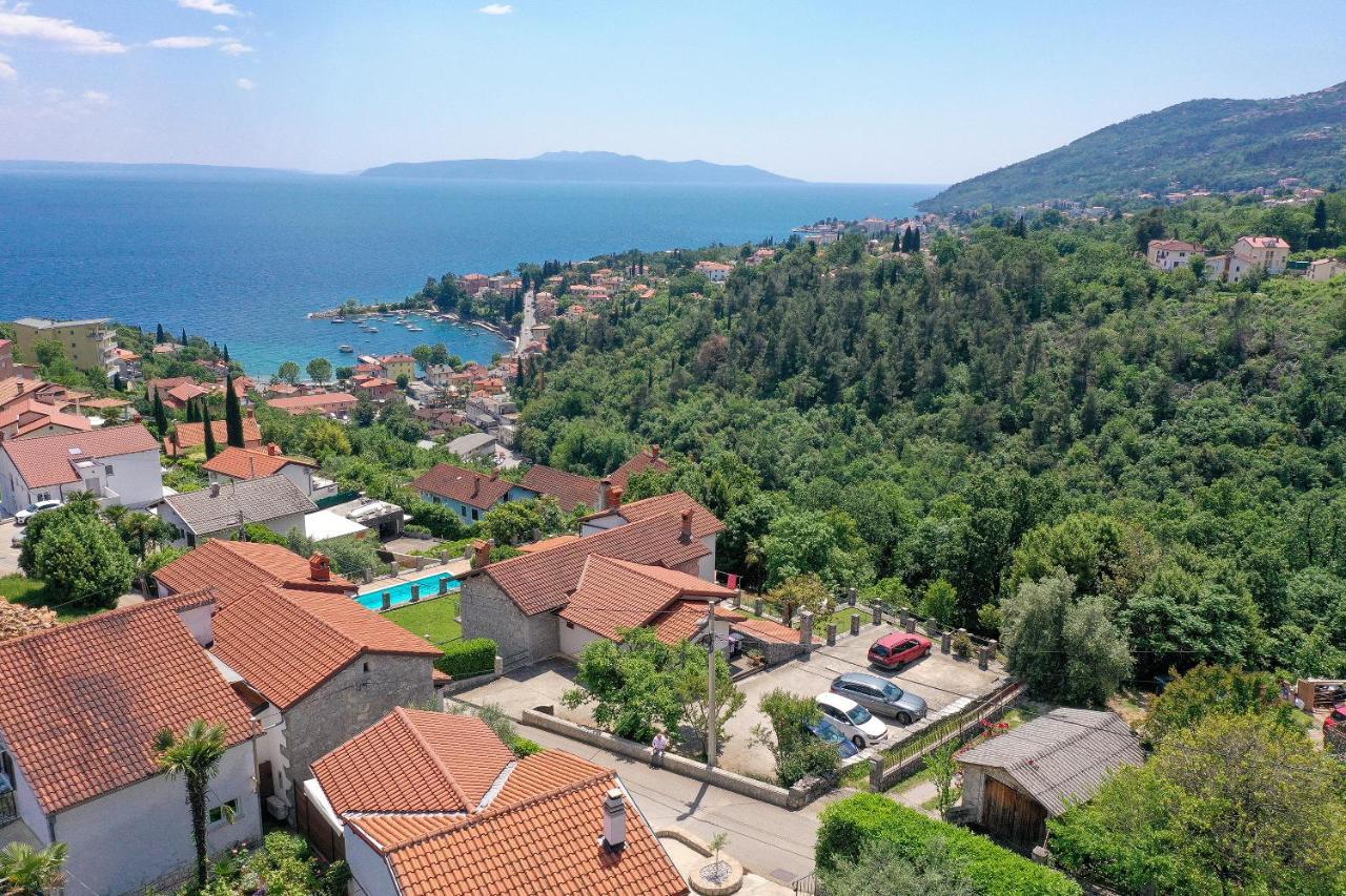 Villa Fani With Jacuzzi Ичичи Экстерьер фото